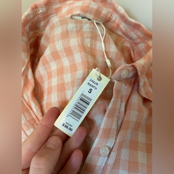 NWT Max Studio Peach Gingham Women's button down  sleeveless collared top - Picture 7 of 7